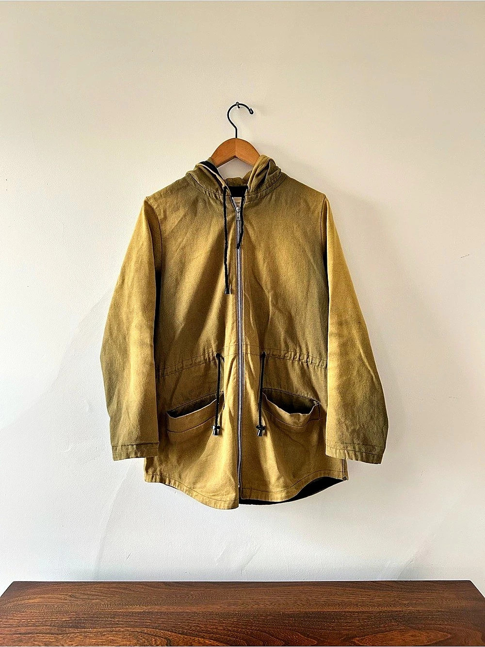 Hutchison Hooded Lightweight Jacket